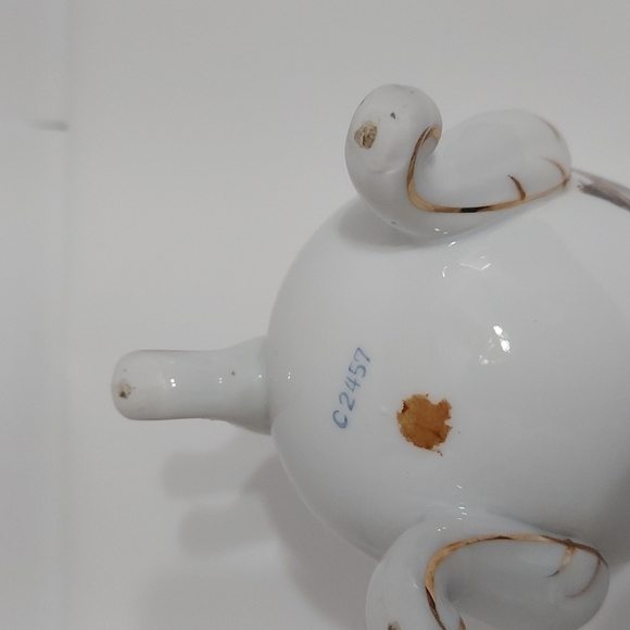 Three footed egg dish - Picture 4 of 4